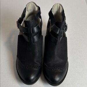 JBU Bravo Encore Women’s Bootie Size 7.5